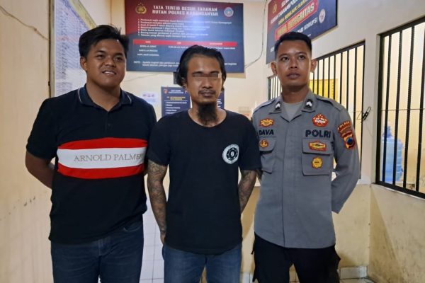 Polres Karanganyar Ungkap Kasus Penganiayaan Sadis : Korban Disabet Pedang Gara-gara Rokok
